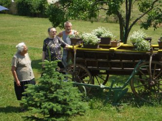 Júnová opekačka v DD a DSS Rimavská Sobota – stredisko Nová Bašta
