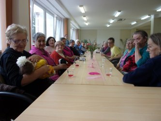 Terapeutické bábiky pre láskyplné spomienky v ZSS Rimava