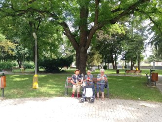 Piknik v záhrade 1. Mája