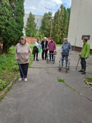 Jesenné upratovanie v areáli  zariadenia