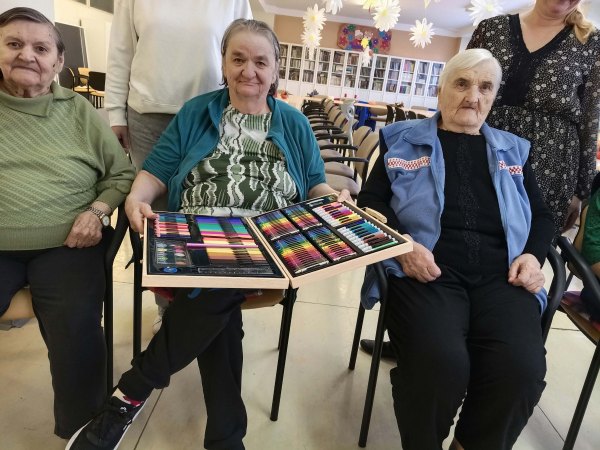 Krok k seniorom – krok k radosti a tvorivosti