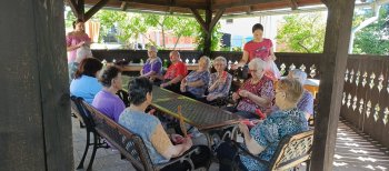 Horúce dni s úsmevom-edukácia, prevencia a osvieženie v Novej Bašte