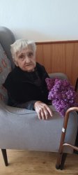 Stavanie mája spojené s oslavou narodenín - Nová Bašta
